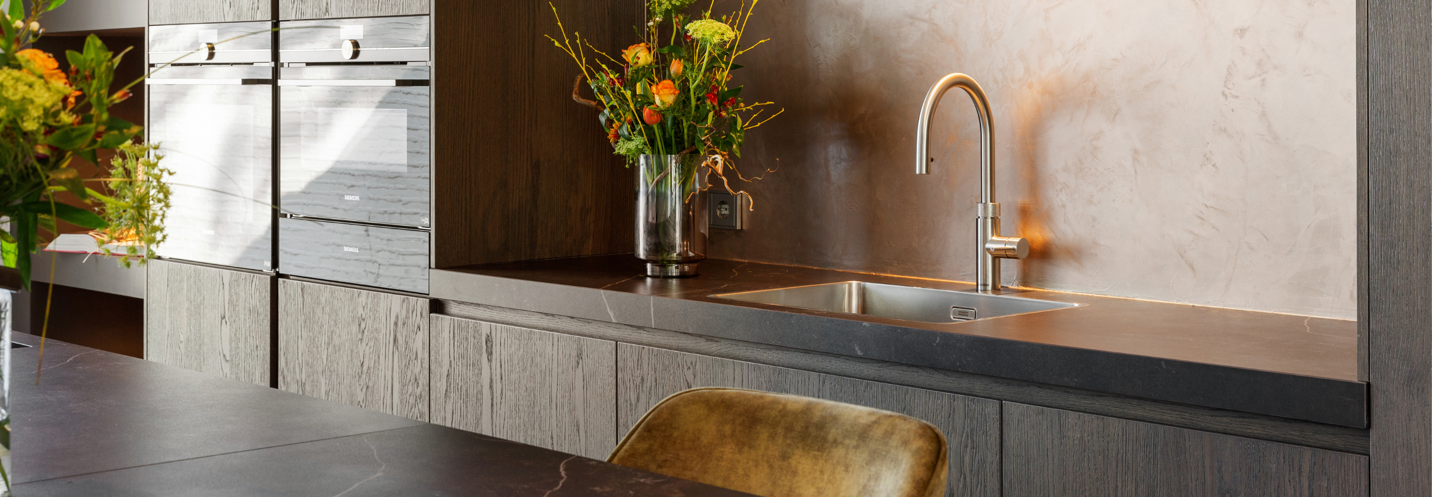 Houten keuken marmerlook blad