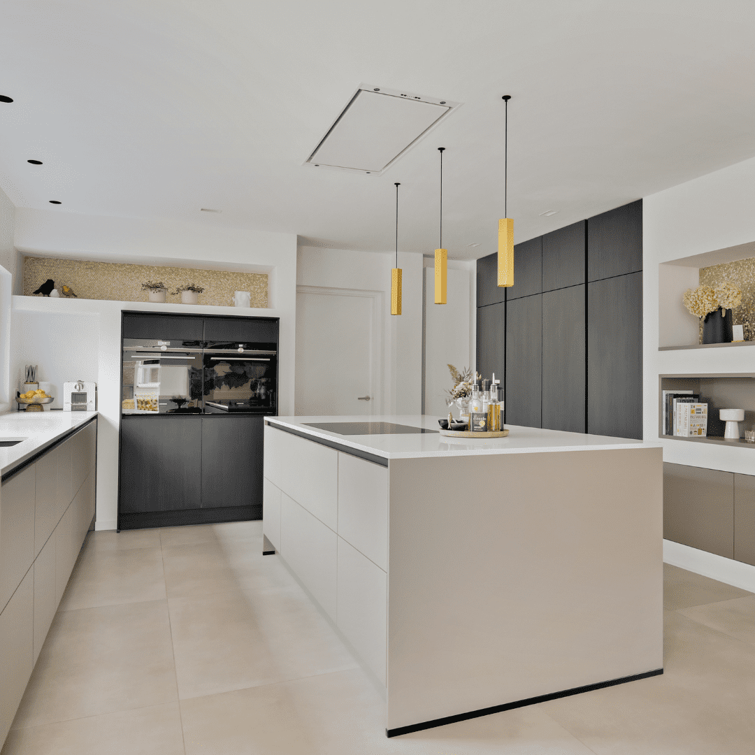 Nieuwe witte keuken