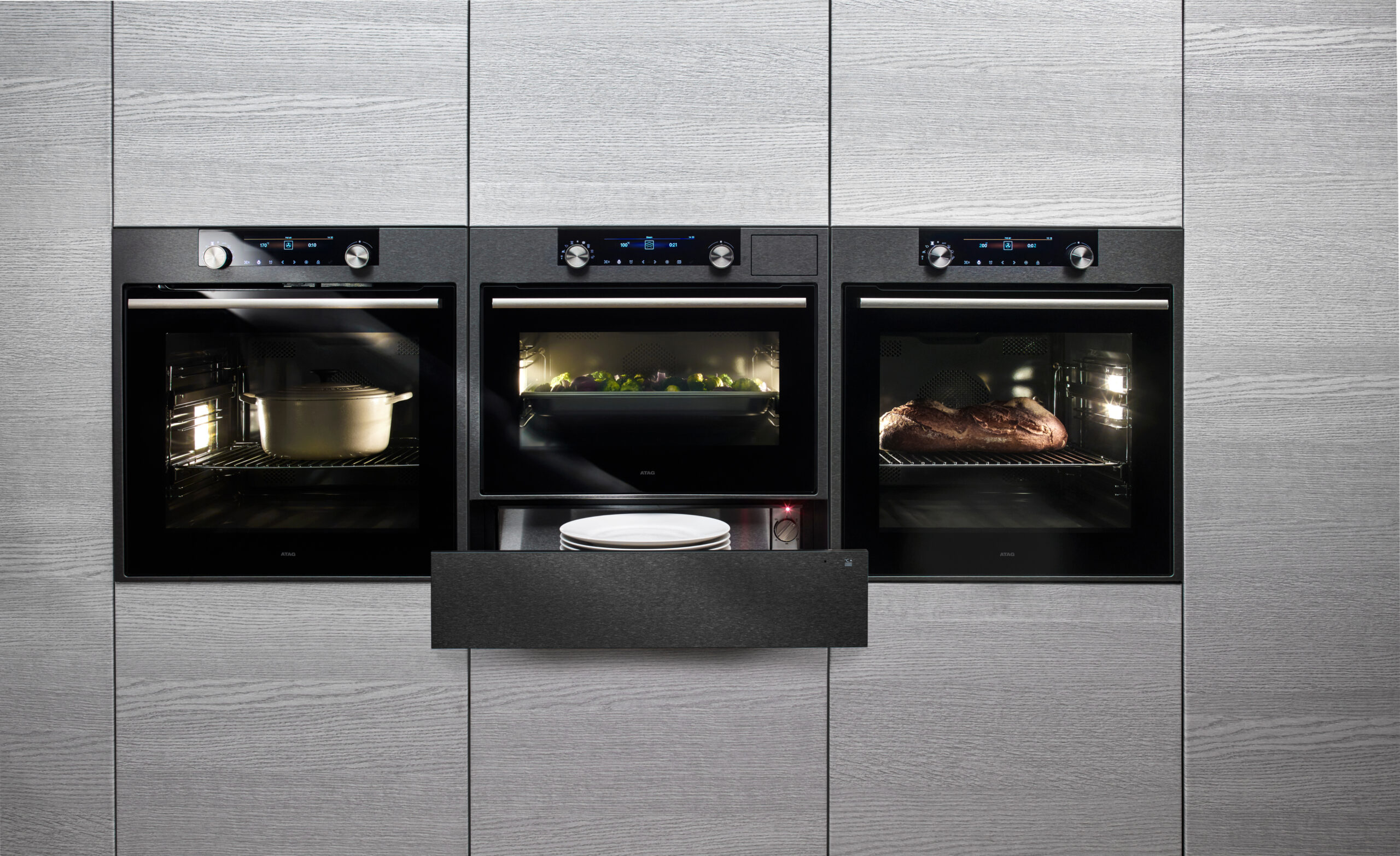 ATAG Black Steel ovens