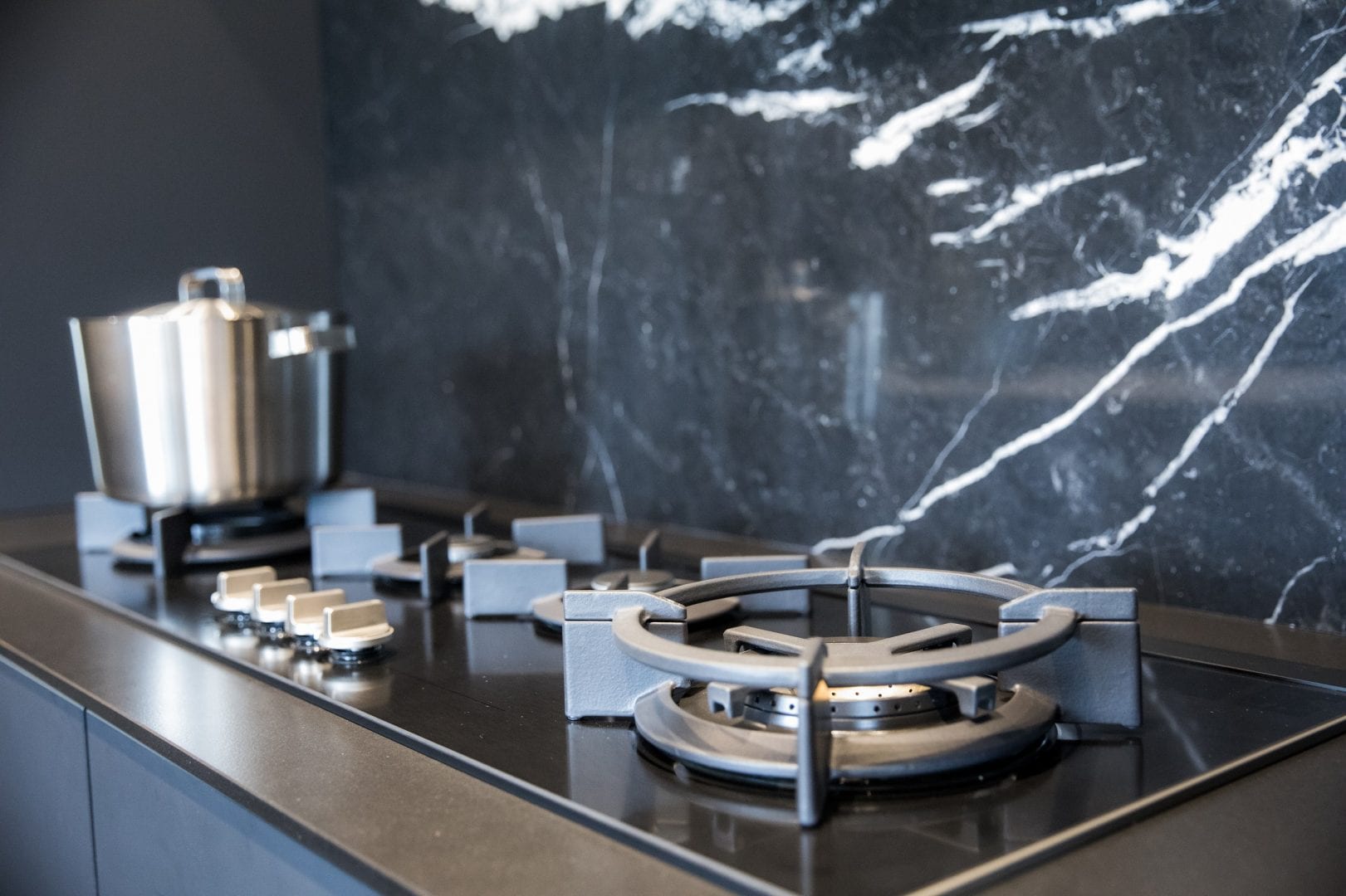 zwarte keuken
